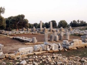 İş Bankası’ndan Teos Antik Kenti’ndeki kazılara destek