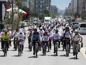 Pedaller Van Gölü Havzası için çevrildi