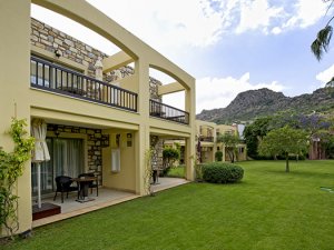 Divan Otelleri’ne “Yeşillenen Oteller” Sertifikası verildi