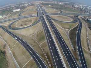 İstanbul-İzmir Otoyolu'nda yolculuk süresi 3,5 saate inecek