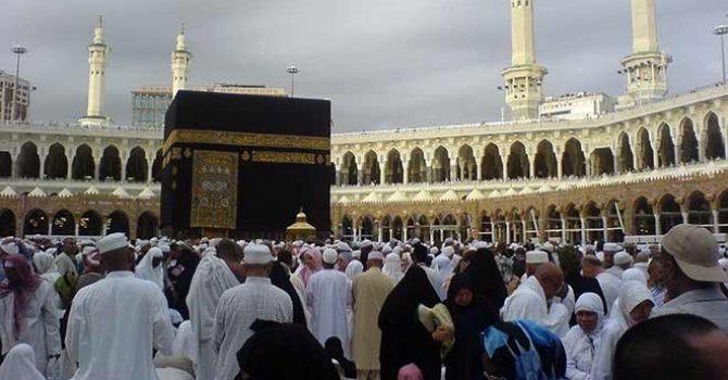 Umre'ye götürmek için 60 Milyon lirayı çarptılar