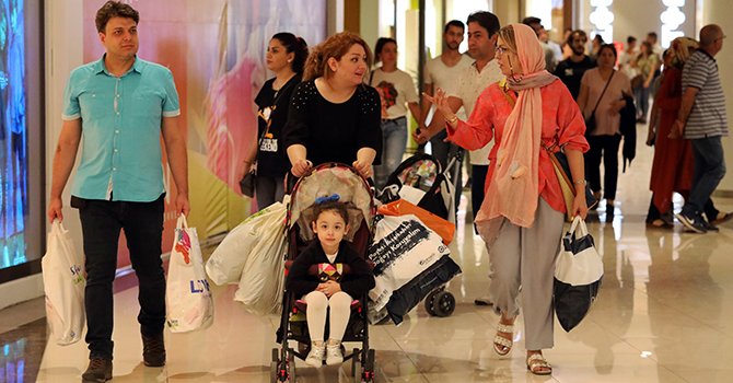 Avrupalı turist İranlı turiste göre üç kat fazla harcıyor
