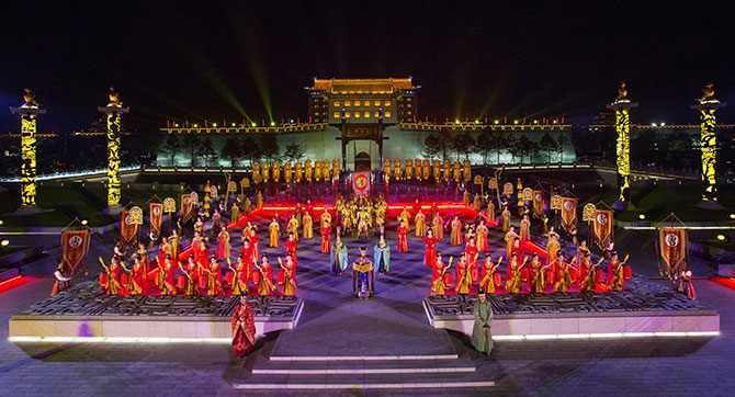 Çin’in 3.100 yıllık antik başkenti Xi'an'da gece turizmi