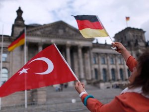 Türkiye'den Almanya'ya ilticalar arttı