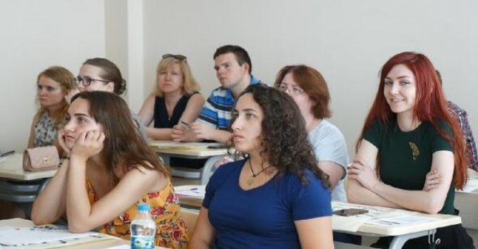AB, 'Vizesiz Avrupa'da direniyor