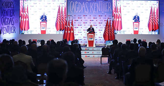 Çin ARJ-21'i tanıttı