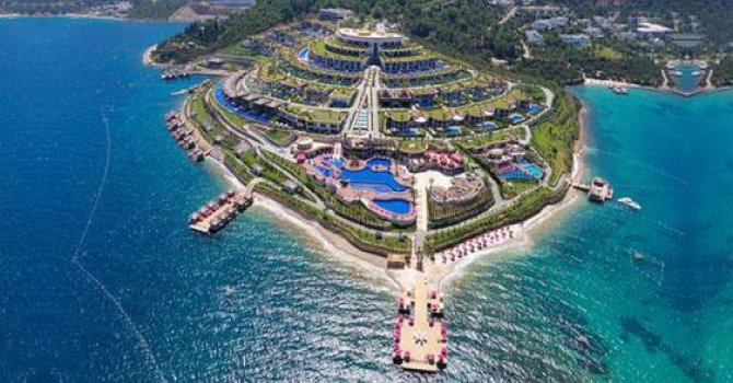 El Maktum Golden Savoy oteli işletecek