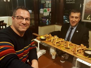 Düğünlerin, pazar günlerinin lezzeti Bafra Pidesi muhabbeti