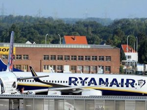 Ryanair'in CEO'su'ndan müslüman yolculara terörist iftirası!