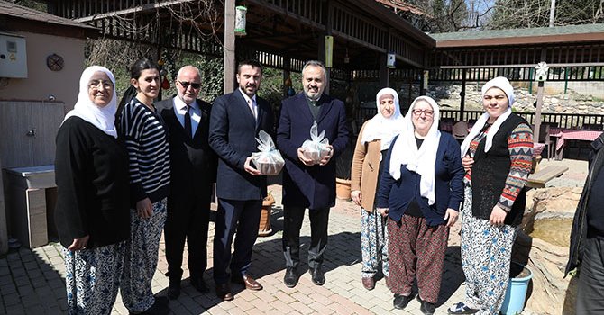 Side'de harita satıcılarına engel