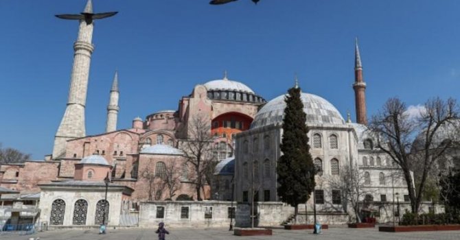 Ermenistan'da uçak kazası atlatıldı