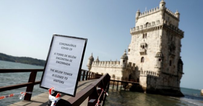 Havalimanı İngilizce öğretiyor