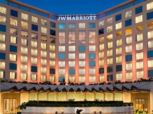 Marriott, 5 Temmuz’a kadar marka standartların askıya aldı
