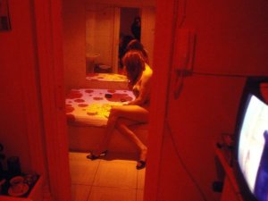 Yunanistan'da genelevler sıkı kurallarla açıldı: Süre 15 dakika