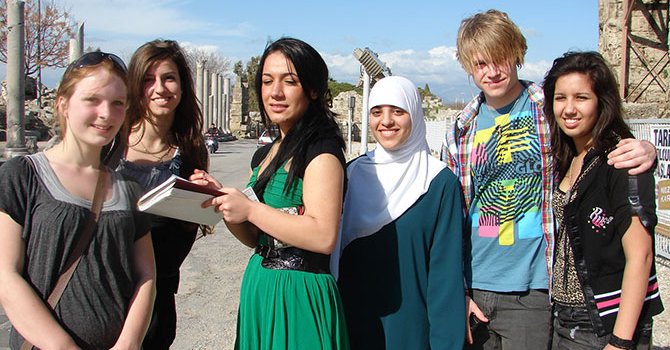 Sky Wonder'in yolcuları döndü