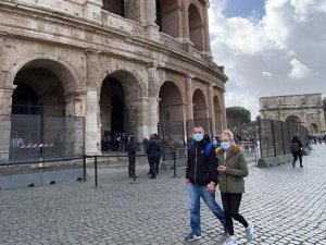 'Schengen bölgesi dışından gelenler karantinada kalmalı'