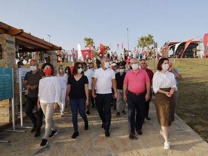 Manavgat'ta Kızılot Plajı hizmete açıldı