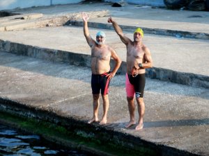 10 saat sürecek! Tarihi yüzme başladı...