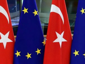 'AB’nin Türkiye için seyahat uyarısının arkasında siyasi nedenler var'