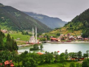 Turizm bürolarından Arap turistler yararlandı