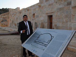 Ayasofya’nın cami olması inanç turizmi ile çelişiyor