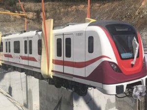 Gayrettepe-İstanbul Havalimanı metrosunda ilk tren raylara indi