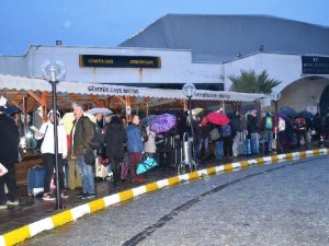 Yunanistan’da yılbaşı tatili kuyruğu