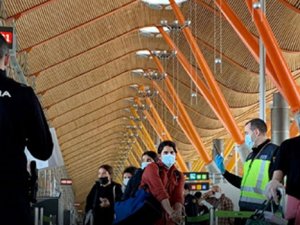 İspanya'da ulusal OHAL ve gece yasağı ilan edildi