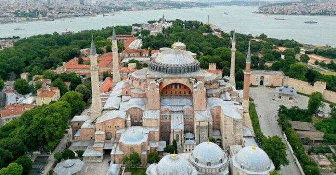 Hanutçu acentelerden darbe