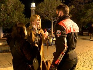 Sarhoş kadın turistler ortalığı birbirine kattı