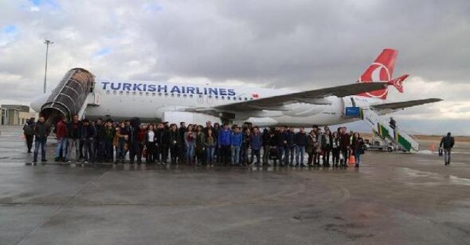 Yıldız yağmurunda Livaneli-Smith