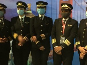 Hindistan’ın kadın pilotları havacılık tarihine geçti