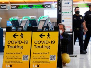ABD, ülke içi hava yolculuğunda Covid-19 testini tartışıyor