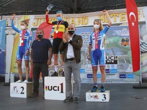 Alanya Dağ Bisikleti Yarışı'na 27 ülkeden 118 bisikletçi katıldı