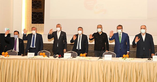 Türkiye'yi Tuba Büyüstün tanıtacak