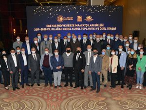 Yaş meyve ve sebzede ihracat rekoru kıran firmalar ödüllendirildi