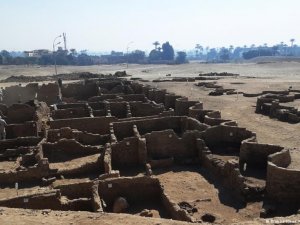 Mısır'ın 3 bin yıllık "Kayıp Altın Kenti" bulundu