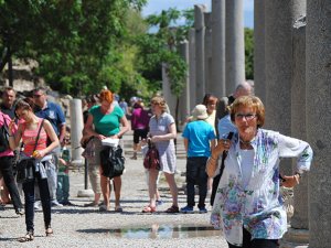 Botçular sezonu Ukraynalı turistlerle açtı