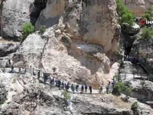 Diyarbakır'da Ashab-ı Kehf uyanış etkinliği düzenlendi