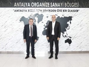 Başkan Böcek:Antalya turizm, tarım ve ticaret kentidir