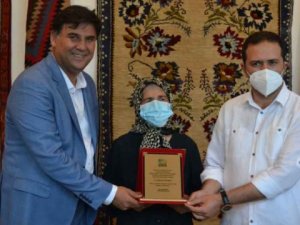 Fethiye'de Kaya Halısı ve Fethiye Kilimi Sergisi' açıldı