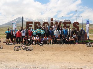 Erciyes'te 2021 bisiklet sezonu eğlenceli oyunlar ile açıldı