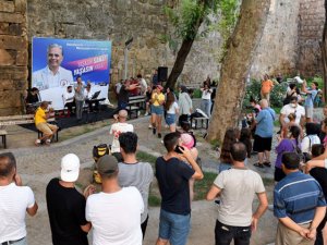 Antalyalılar Üç Kapılar'da müzikle coştu
