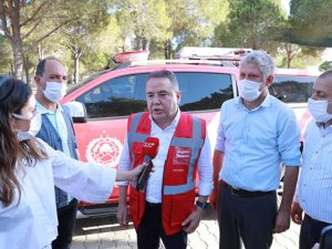 Böcek:''27 yıldır belediye başkanıyım, böylesi bir yangın görmedim''