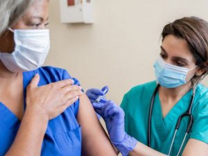 SGK’dan grip aşısı 65 yaş üzeri ile kronik hastalara ücretsiz