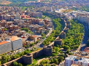 Diyarbakır’da turizmde yüzler gülmeye başladı