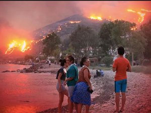 Turizmcilerden ‘Yangın bölgelerine tatile gidin' çağrısı!