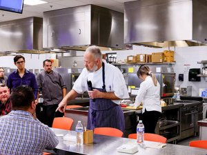 ABD’nin ünlü şefleri en güzel Türk yemeği yapmak için yarıştı