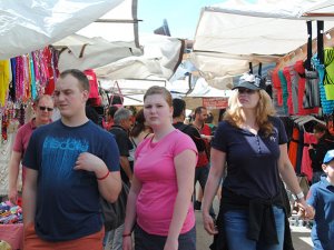 Alman turistler geldi; esnafın yüzü güldü