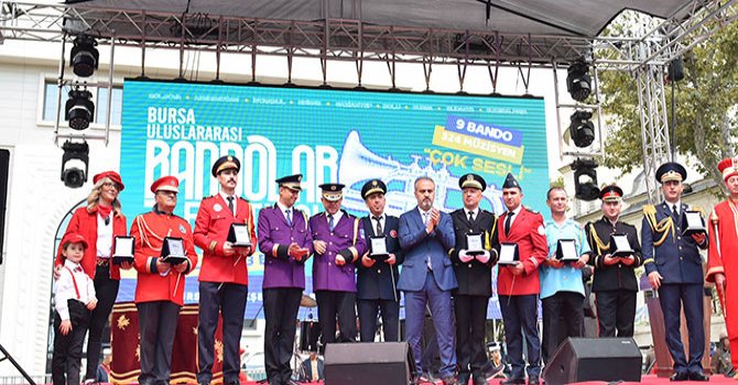 Gorile rahim ameliyatı yapıldı